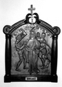 Relief aus dem Kreuzweg in der Friedhofskapelle: II. Beklagt